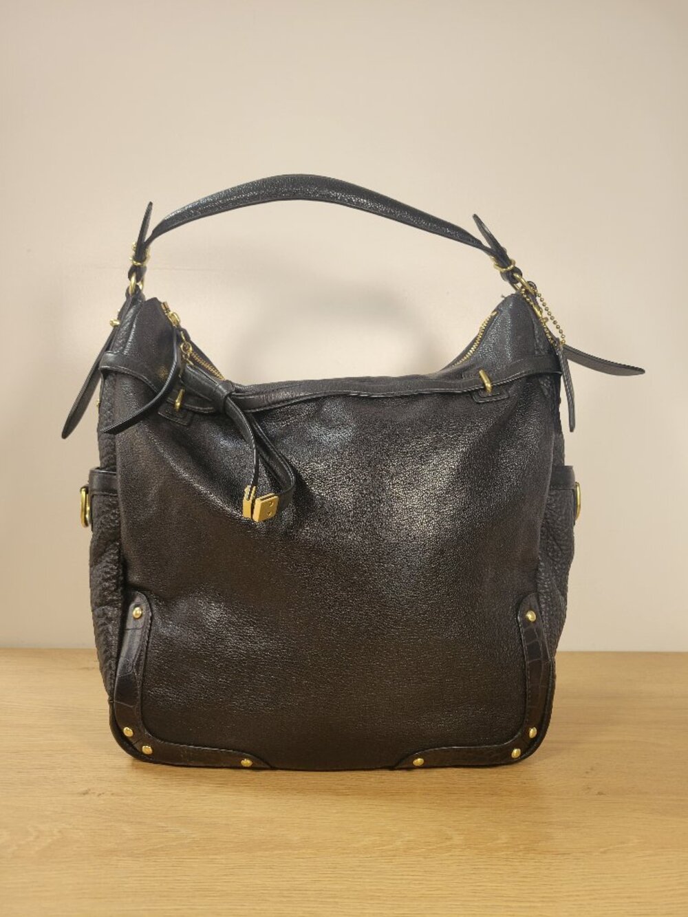 Coach Black Pebbled Leather Shoulder Bag | Gold Hardware | Classic Hobo Style - Picture 2 of 14